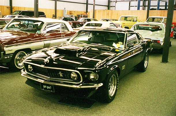 It included a Boss 429 a'73 Mach 1 and many other rare and interesting